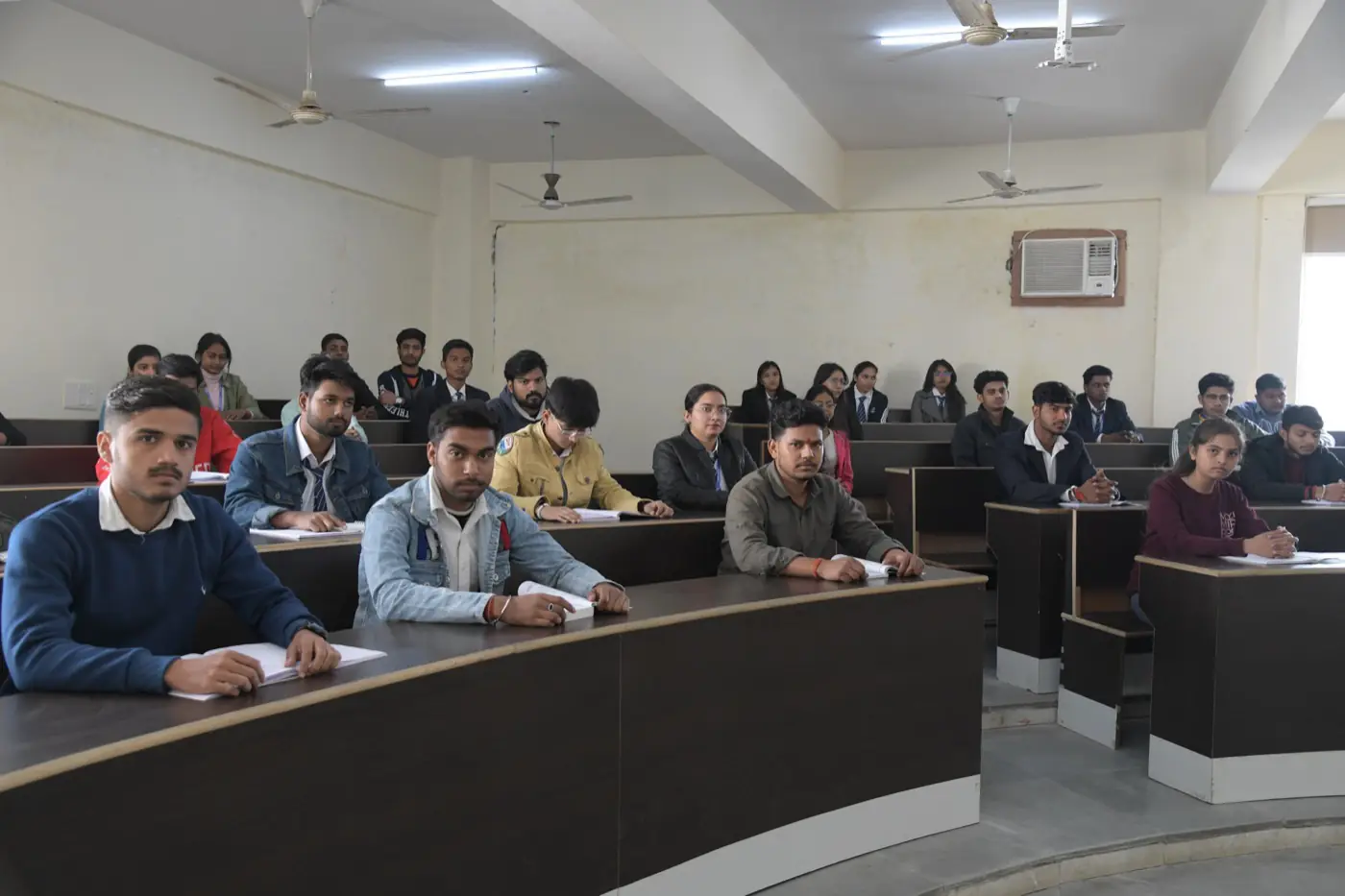 Tiered lecture classroom with students