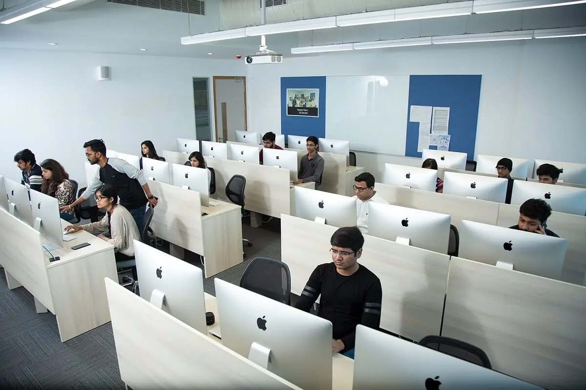 iMac lab with students at workstations