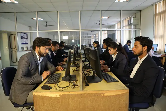 Computer lab with students