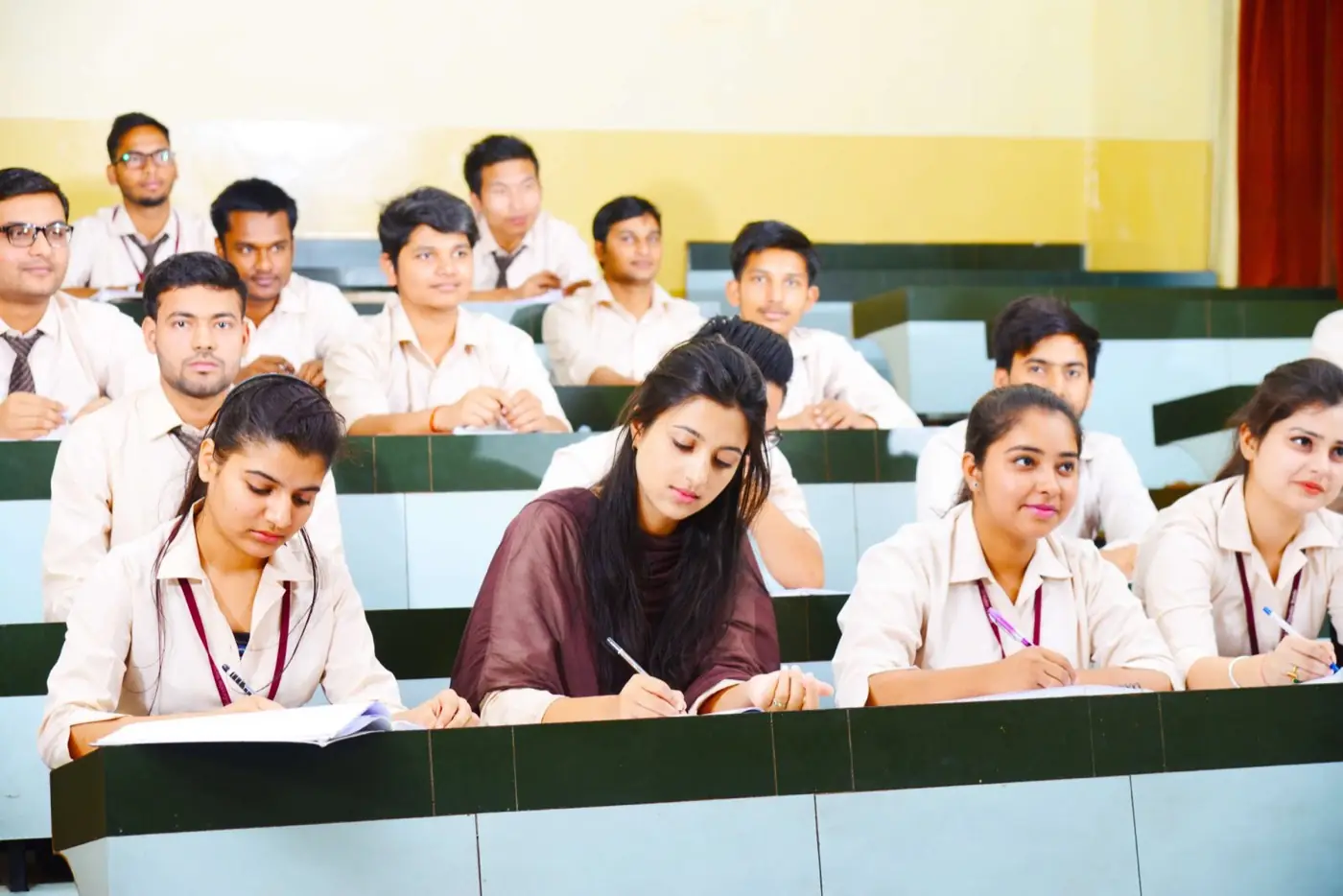 Tiered lecture hall with students