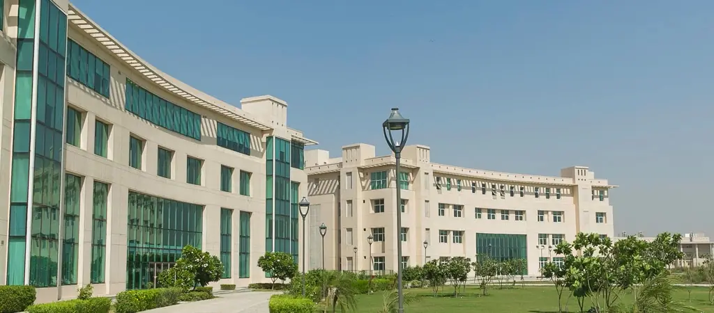 Academic building with curved glass facade